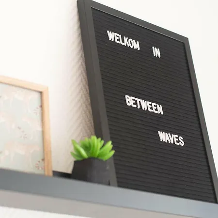 Between Waves Apartment *